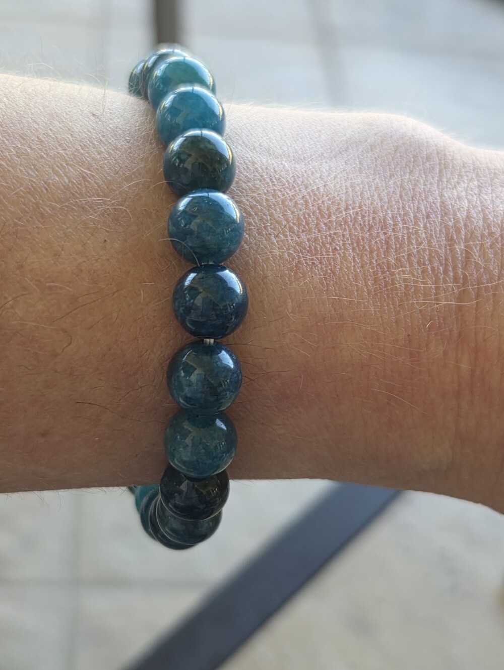 NWOT Genuine Blue Apatite Gemstone Beaded Stretch Bracelet. - Picture 5 of 6